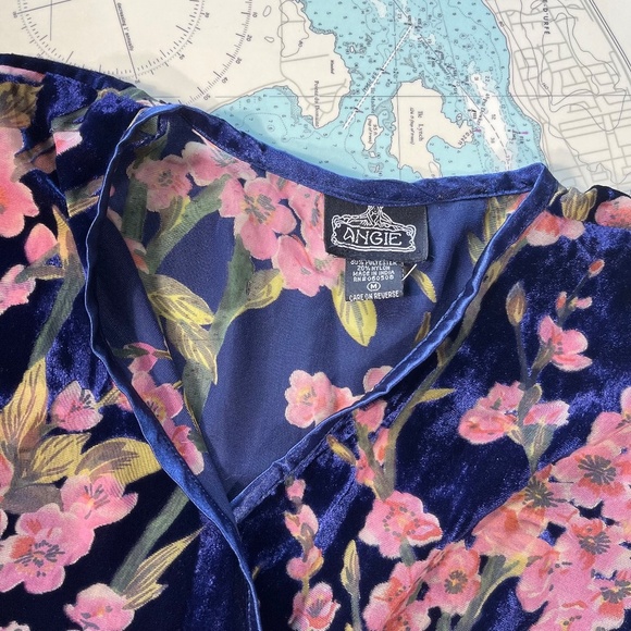 Vintage Sheer & Velvet Floral Cardigan - Picture 2 of 4